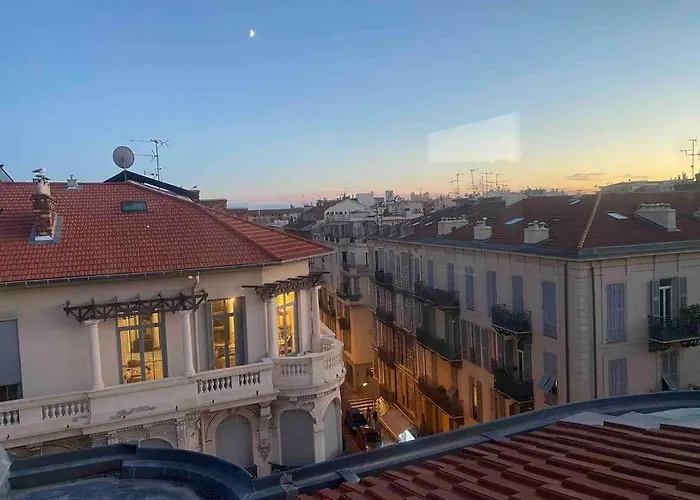 Heart Of Nice-Rooftop Seaside Studio